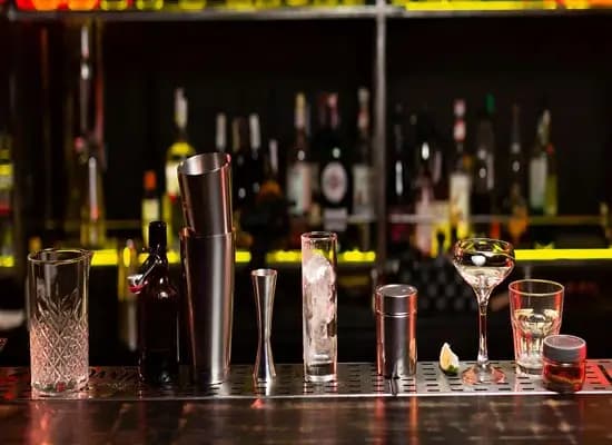Full Bar